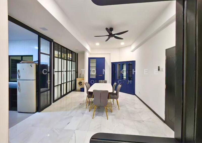 Untuk Dijual - Westlands Court