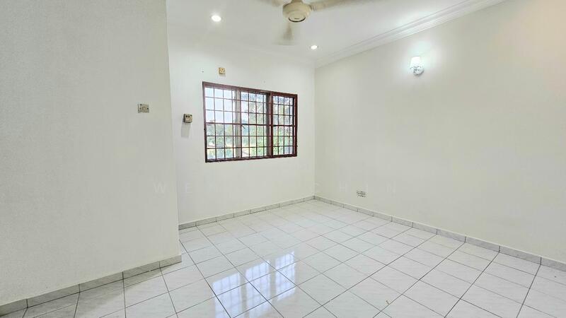 For Sale - 2-storey Terrace House at TAMAN PUCHONG UTAMA