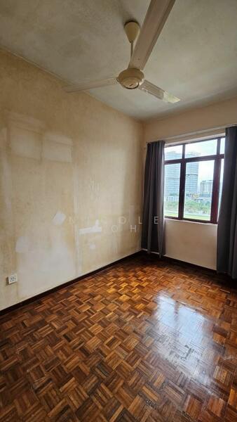 For Sale - Shamelin Bestari