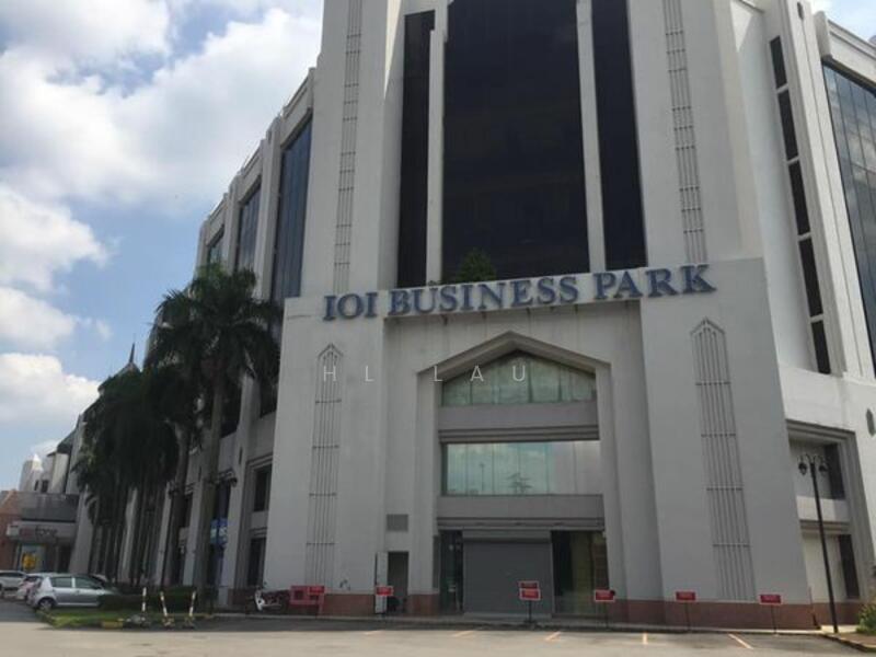 For Rent - 2nd Floor Renovated Shop Office @ Jalan Kenari 6 Bandar Puchong Jaya