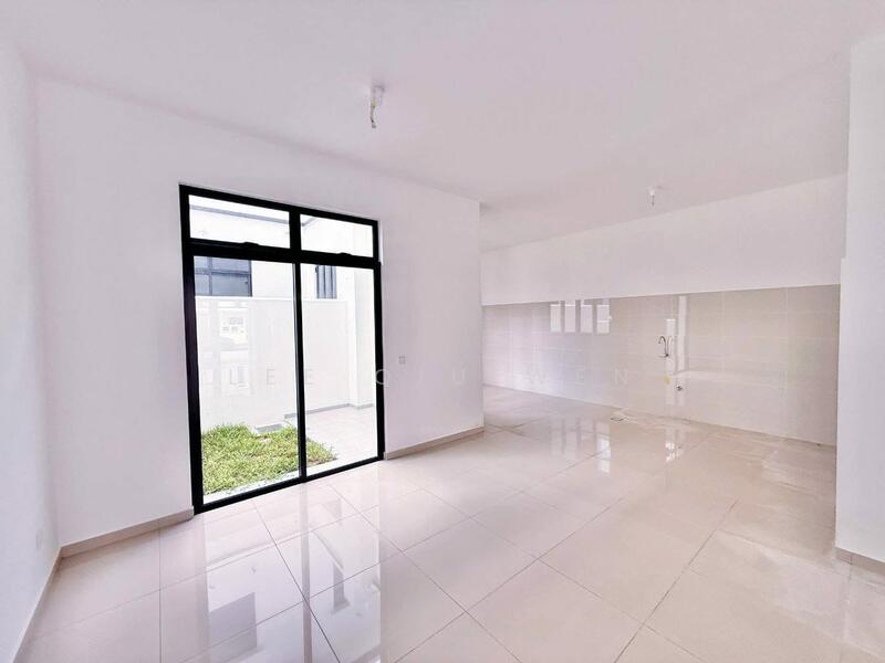 For Sale - The Commune @ Eco Botanic 2