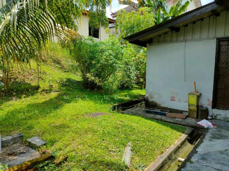 Untuk Dijual - Johor Bahru Taman Kempas Baru Beautiful 1 Storey Bungalow 4bed