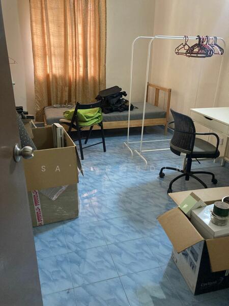 Untuk Disewa - Sri Ayu