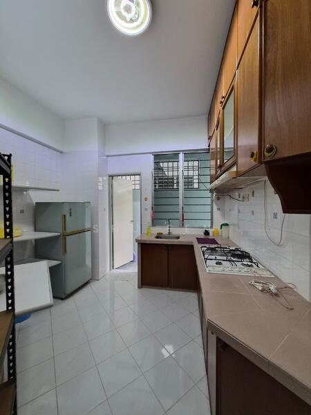 For Sale - Leader Garden