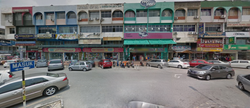 For Sale - taman permata 3 sty shoplot plus mezzanine floor . freehold . near giant . changkat permata . 20x80