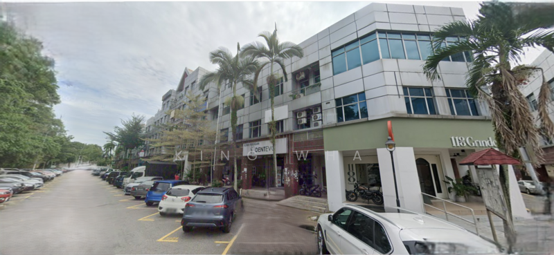 Untuk Dijual - wangsa delima 4 sty shoplot . wangsa maju section 5 . 24x80 with lift . 7440 sqf