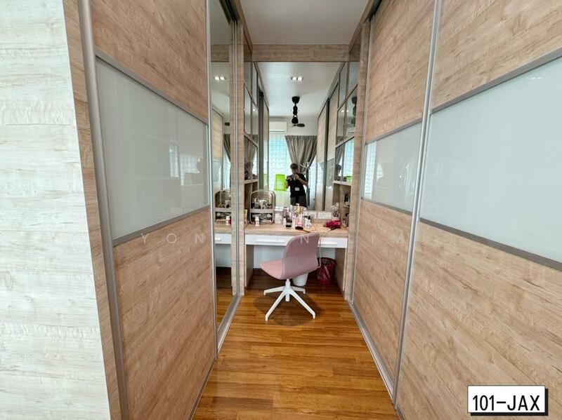 For Sale - DELORA BANDAR BUKIT RAJA KLANG DELORA