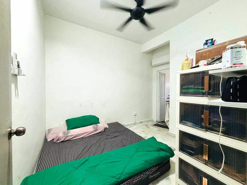 For Sale - Taman Kempas