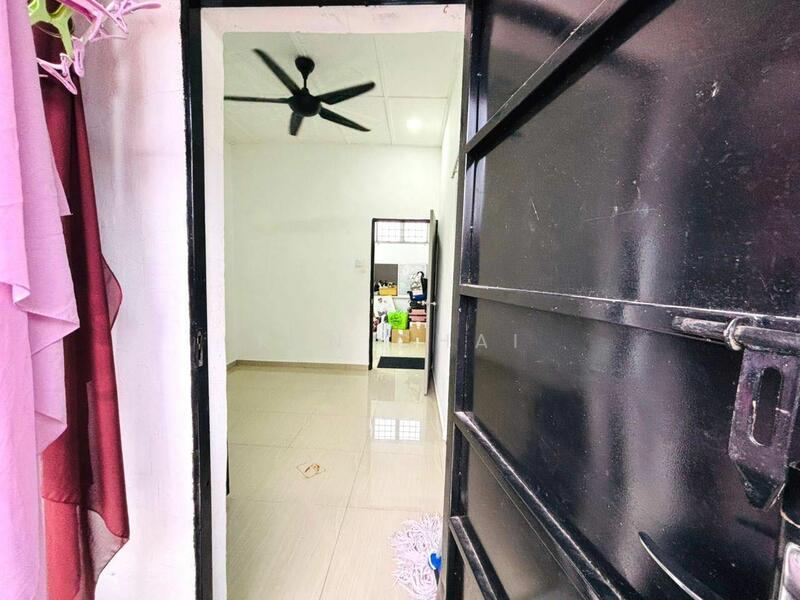 For Sale - Taman Kempas