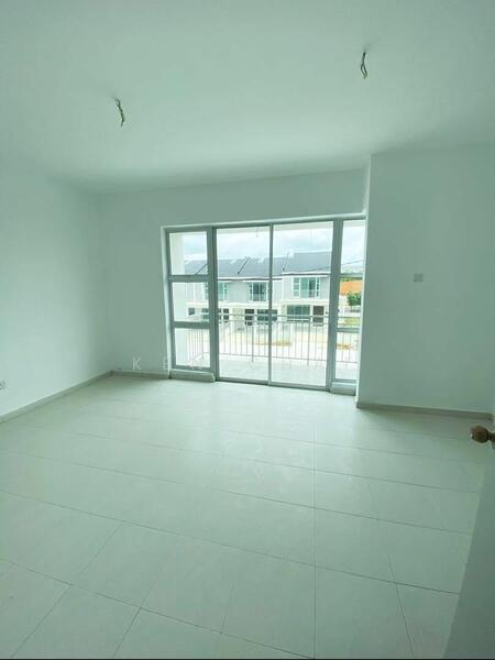 Untuk Dijual - double storey terrace@ scientex utama senai