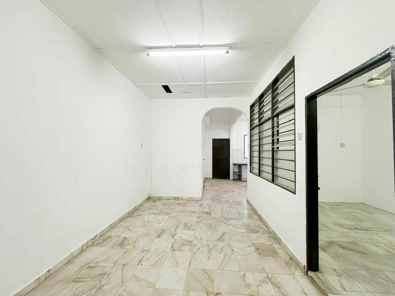 For Sale - 1-storey Terraced House at Taman Ria