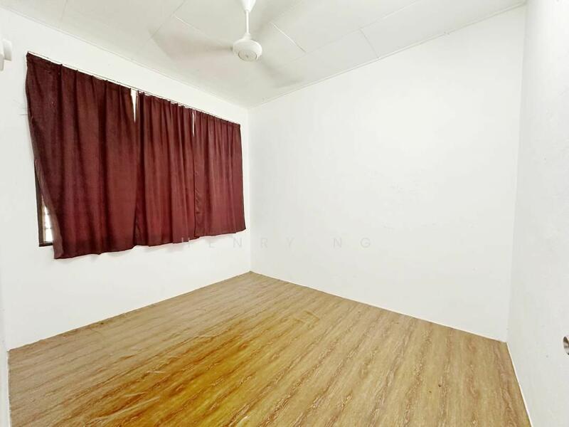 For Sale - 1-storey Terraced House at Taman Keladi