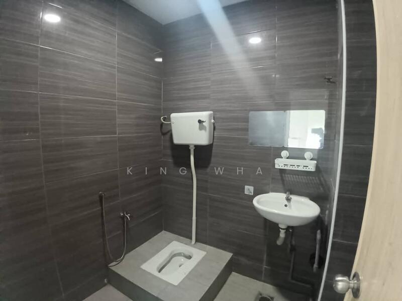 For Rent - taman sri rampai 2nd floor office . actual photos . walk up . 20x70 . no lift