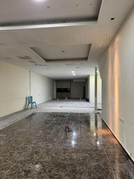 Untuk Disewa - Kebun Teh, Jalan Kebun Teh 1 @ 2.5 Storey Shoplot (Facing Main Road)