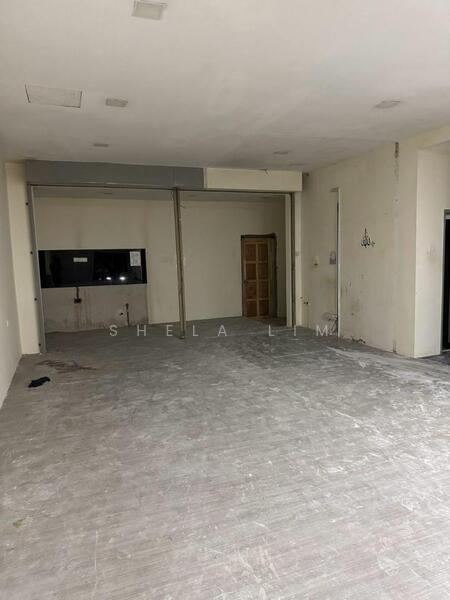 Untuk Disewa - Kebun Teh, Jalan Kebun Teh 1 @ 2.5 Storey Shoplot (Facing Main Road)