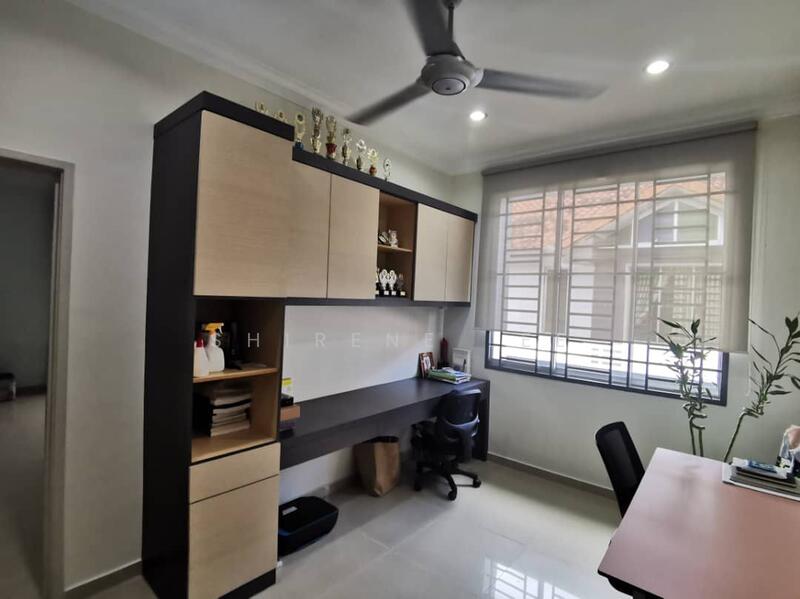 For Rent - Taman gaya