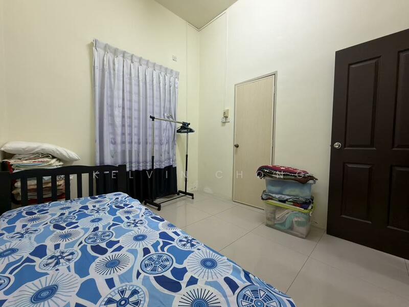 For Sale - Pengkalan Tiara 32x70 Double Sty Semi D