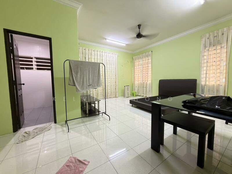 For Sale - Pengkalan Tiara 32x70 Double Sty Semi D