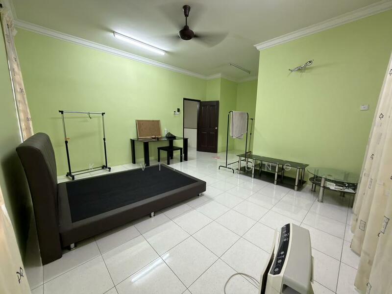 For Sale - Pengkalan Tiara 32x70 Double Sty Semi D