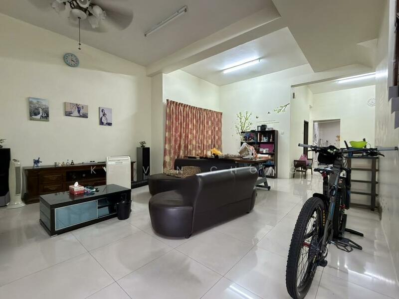 For Sale - Pengkalan Tiara 32x70 Double Sty Semi D