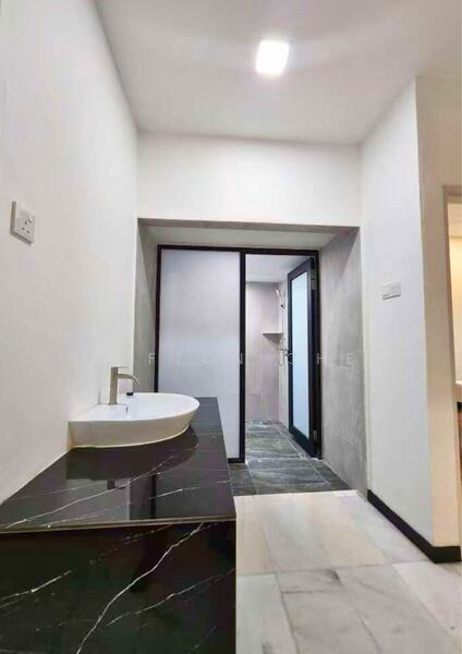 For Rent - Westlands Court