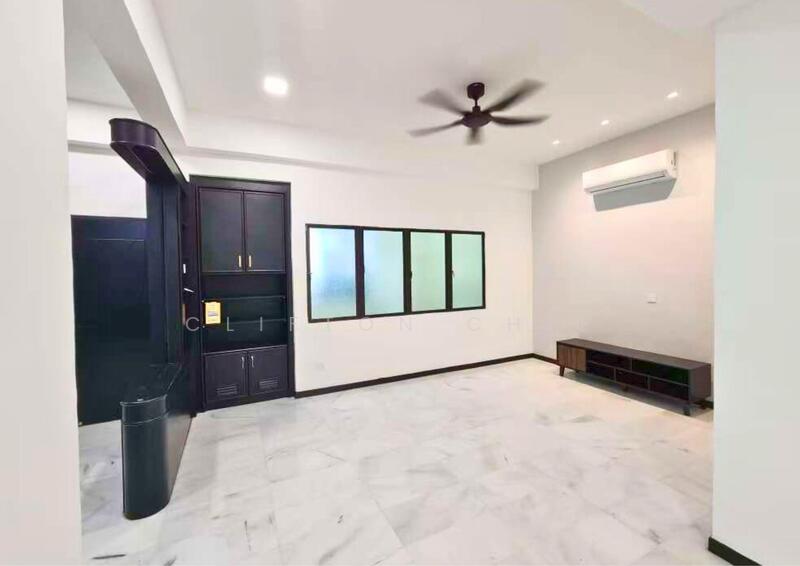 For Rent - Westlands Court