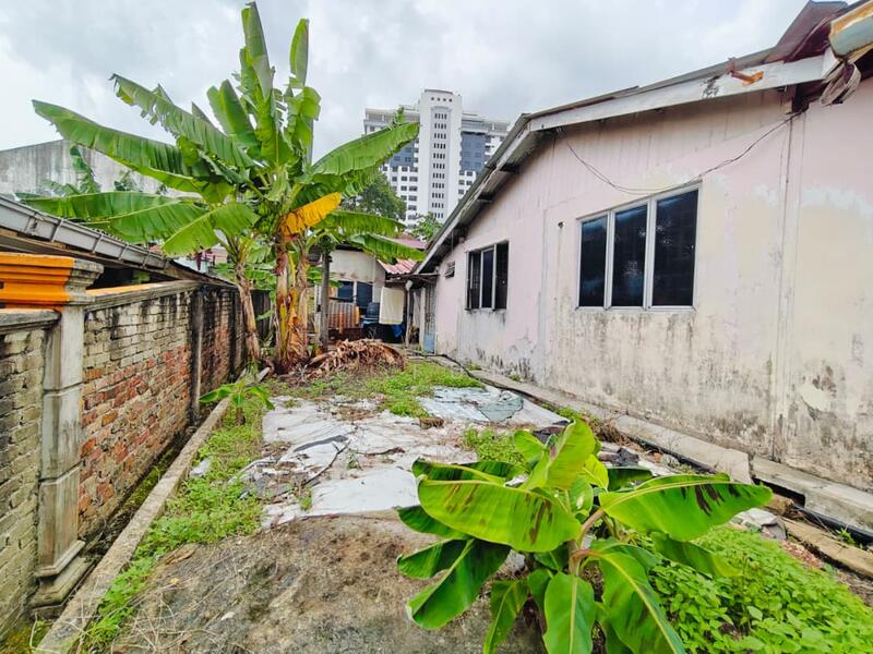 Untuk Dijual - Jalan Tani @ Larkin Lama