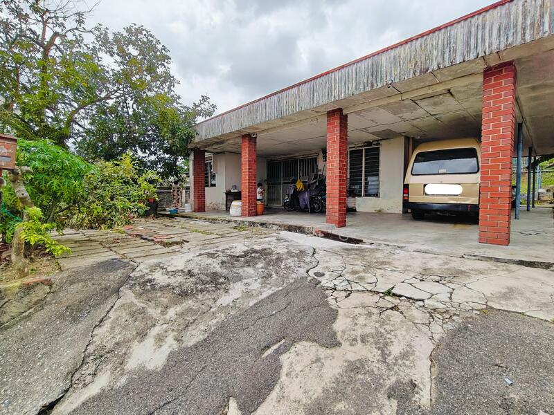 Untuk Dijual - Jalan Tani @ Larkin Lama