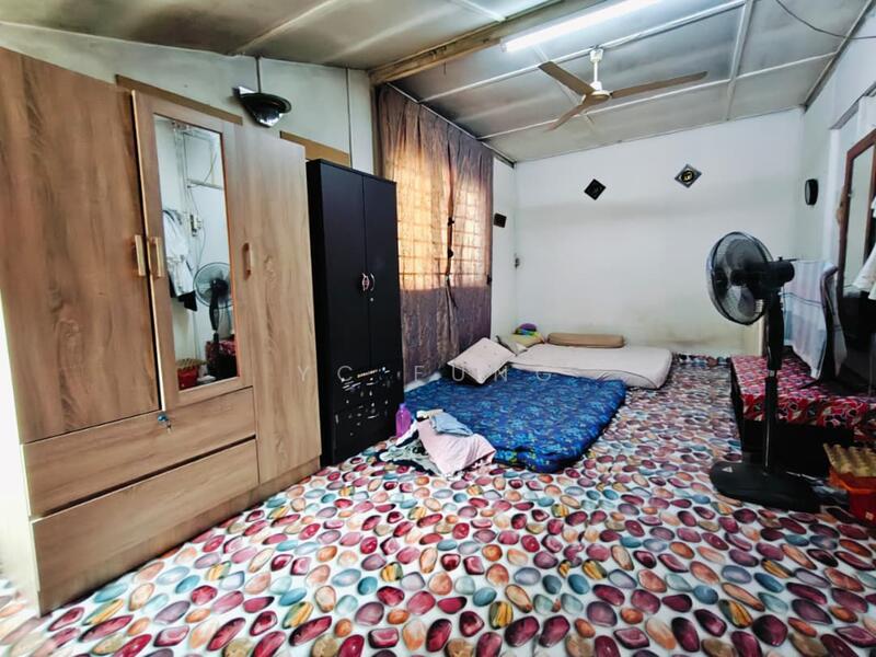 Untuk Dijual - Jalan Tani @ Larkin Lama