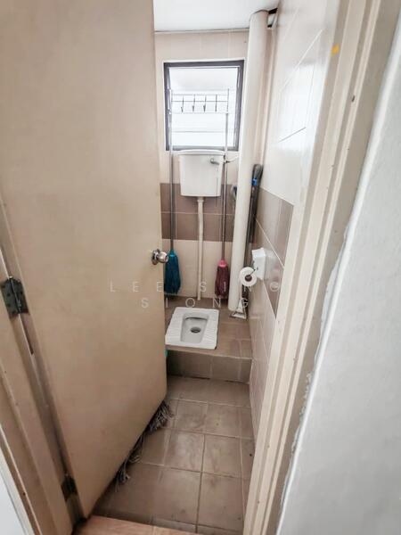 For Rent - (Main Road) Pusat Komersial TSB Seksyen U20 Sungai Buloh