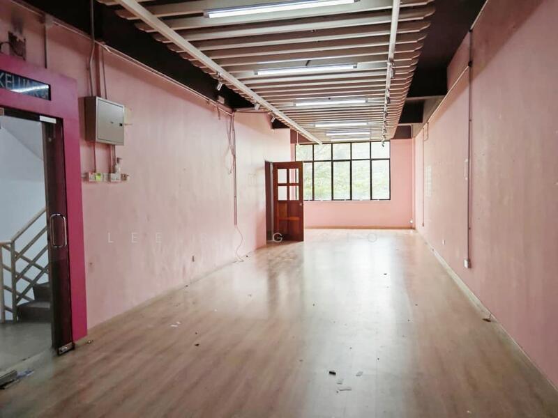 For Rent - (Main Road) Pusat Komersial TSB Seksyen U20 Sungai Buloh