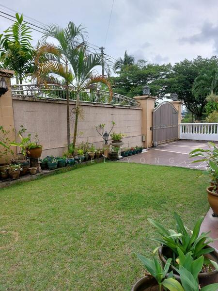 Untuk Dijual - Bungalow at Taman Kolam Air