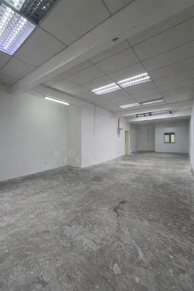 Untuk Disewa - 2 Storey SHOPLOT AZZAHARAH SINAR ALAM, Puncak Alam