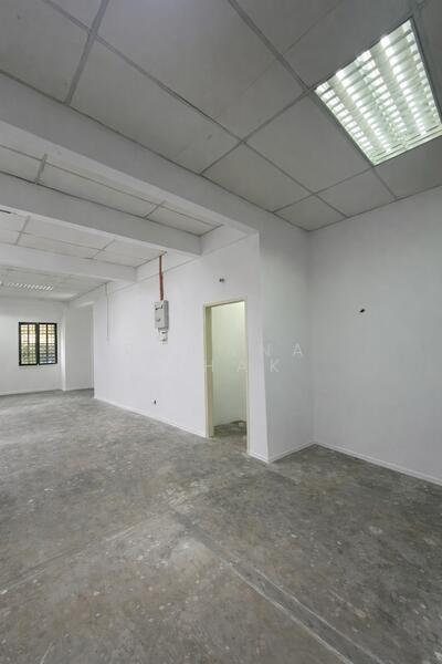 Untuk Disewa - 2 Storey SHOPLOT AZZAHARAH SINAR ALAM, Puncak Alam