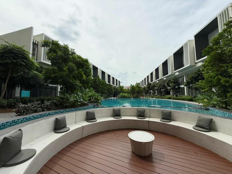 For Rent - Alstonia Hilltop Homes @ BRP