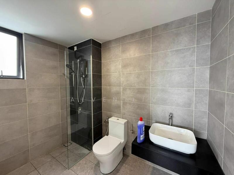 For Rent - Alstonia Hilltop Homes @ BRP