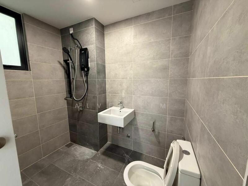 For Rent - Alstonia Hilltop Homes @ BRP