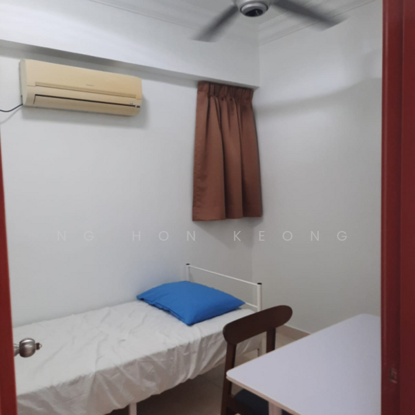 For Rent - Koi Tropika