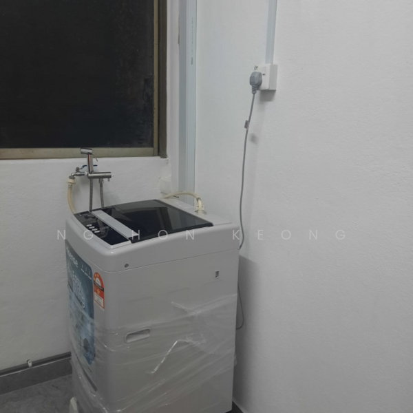 For Rent - Koi Tropika