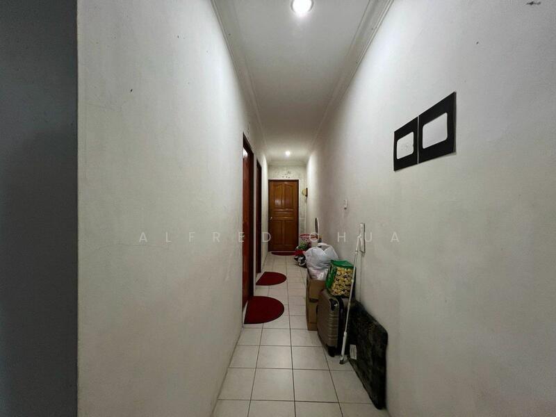 For Sale - Shop at Batu Kawa