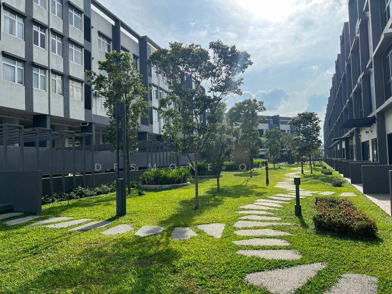 Untuk Dijual - 3.5-storey Terraced House at Bukit Serdang