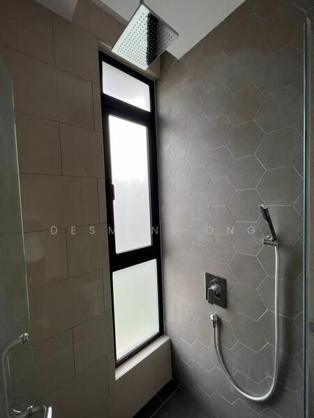 Untuk Dijual - 3.5-storey Terraced House at Bukit Serdang