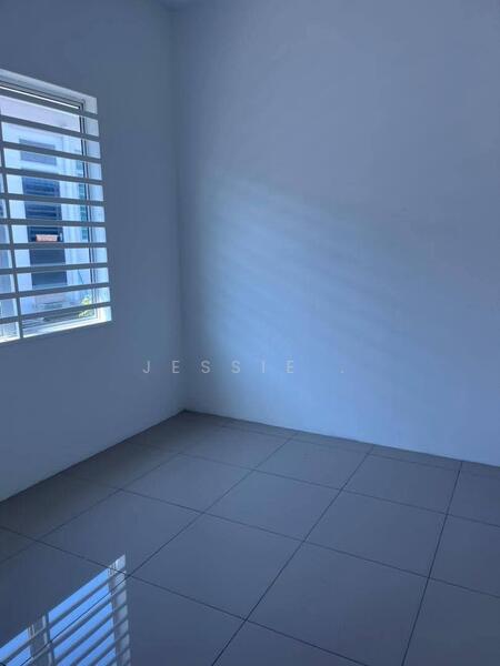 Untuk Dijual - Menglembu Bestari