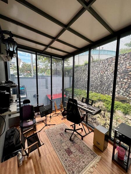 For Sale - CORNER 2.5 Storey House Ukay Perdana Ampang Gated & Guarded