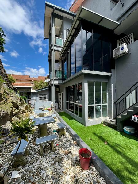 For Sale - CORNER 2.5 Storey House Ukay Perdana Ampang Gated & Guarded