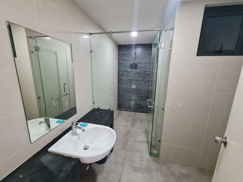 For Rent - Pearl Suria