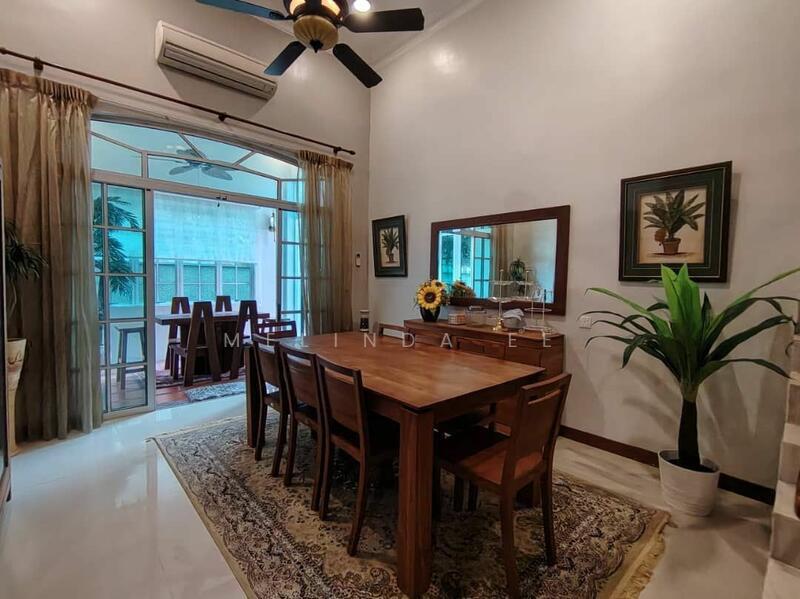 For Sale - Johor Bahru Taman Redang Fully Renovated 3 Storey Semi D 6bed