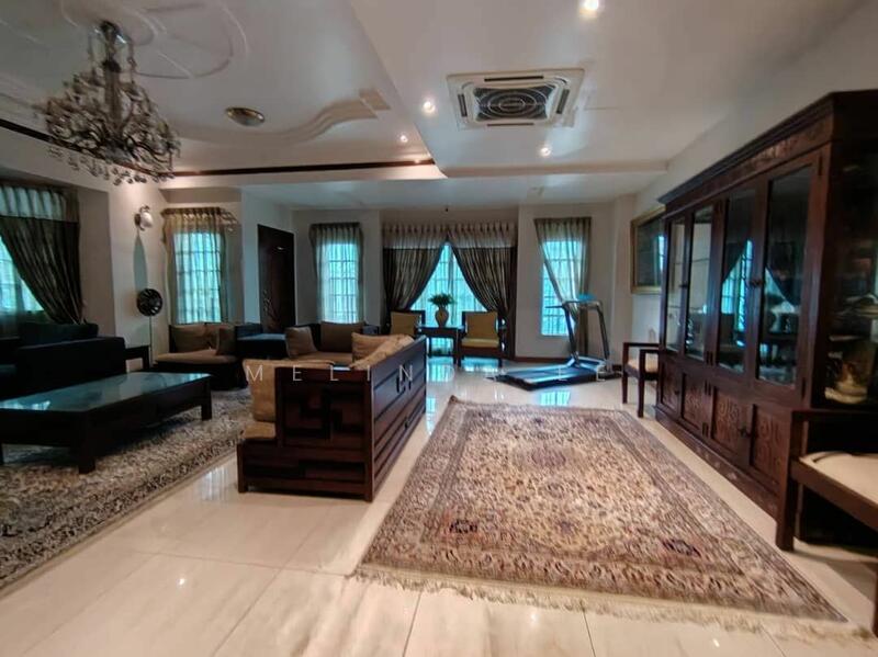 For Sale - Johor Bahru Taman Redang Fully Renovated 3 Storey Semi D 6bed