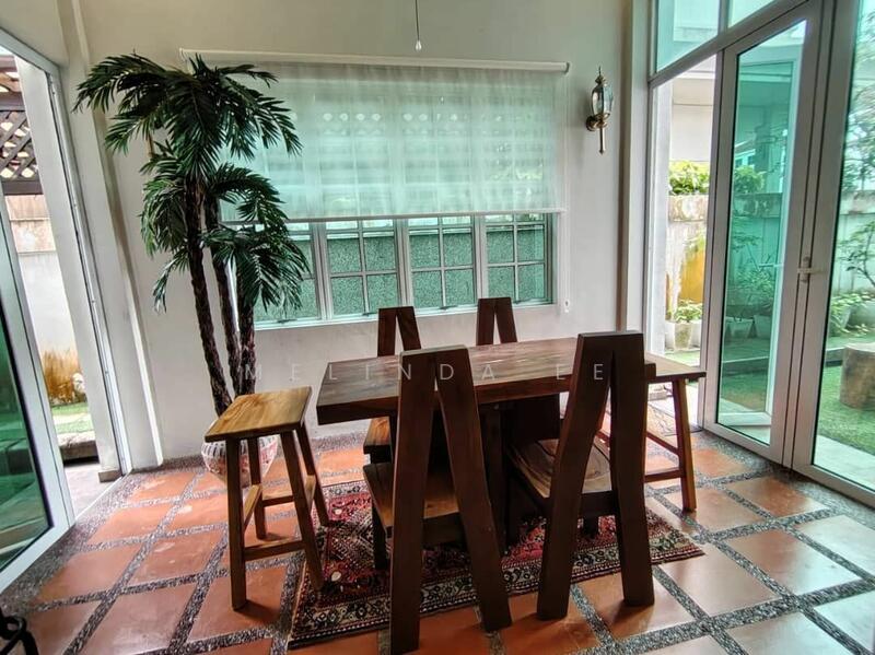 For Sale - Johor Bahru Taman Redang Fully Renovated 3 Storey Semi D 6bed