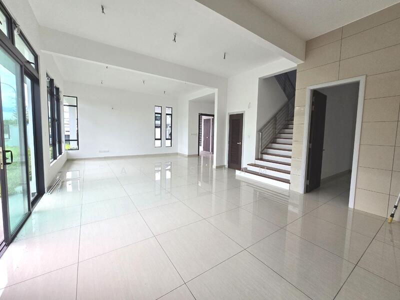 For Rent - Impian Ema Impians Emas